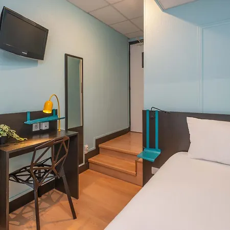 Hotel Daval Parigi