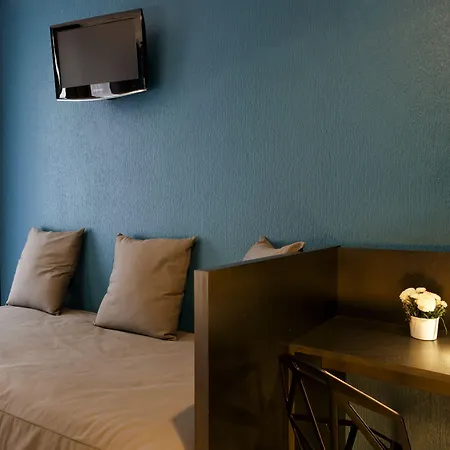 Daval Hotel