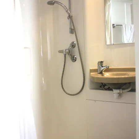 Hotel Daval 2*
