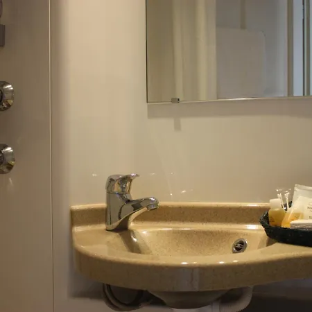 Hotel Daval