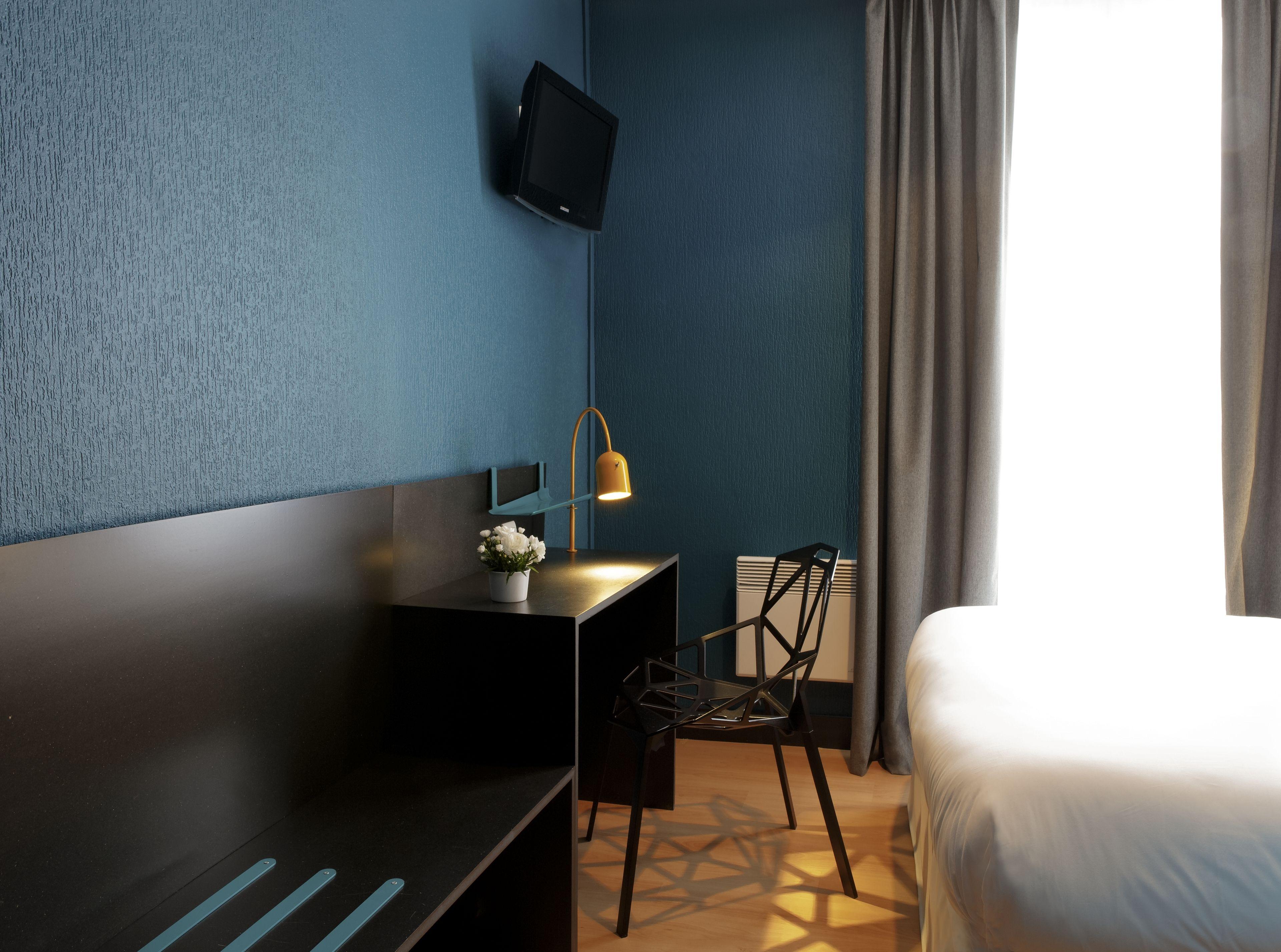 Daval 2* Paris