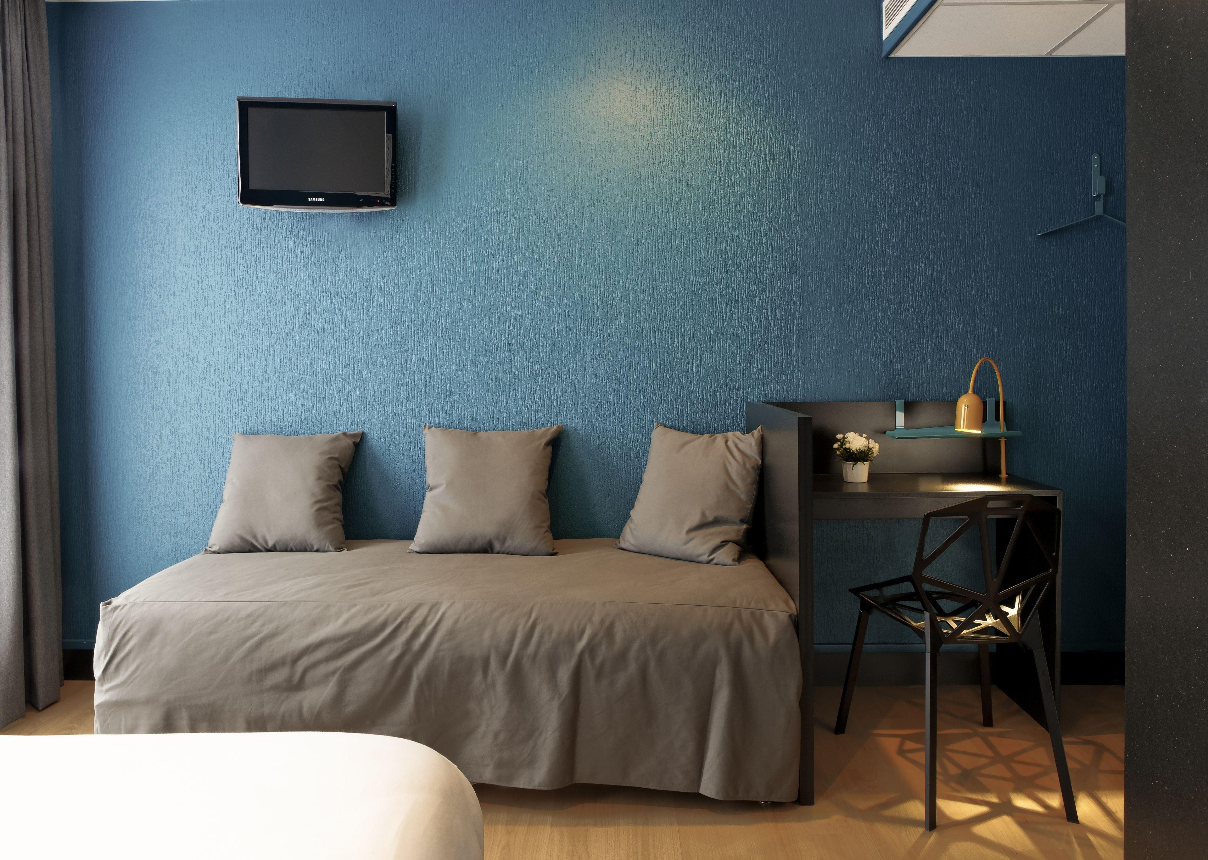 Daval Hotel