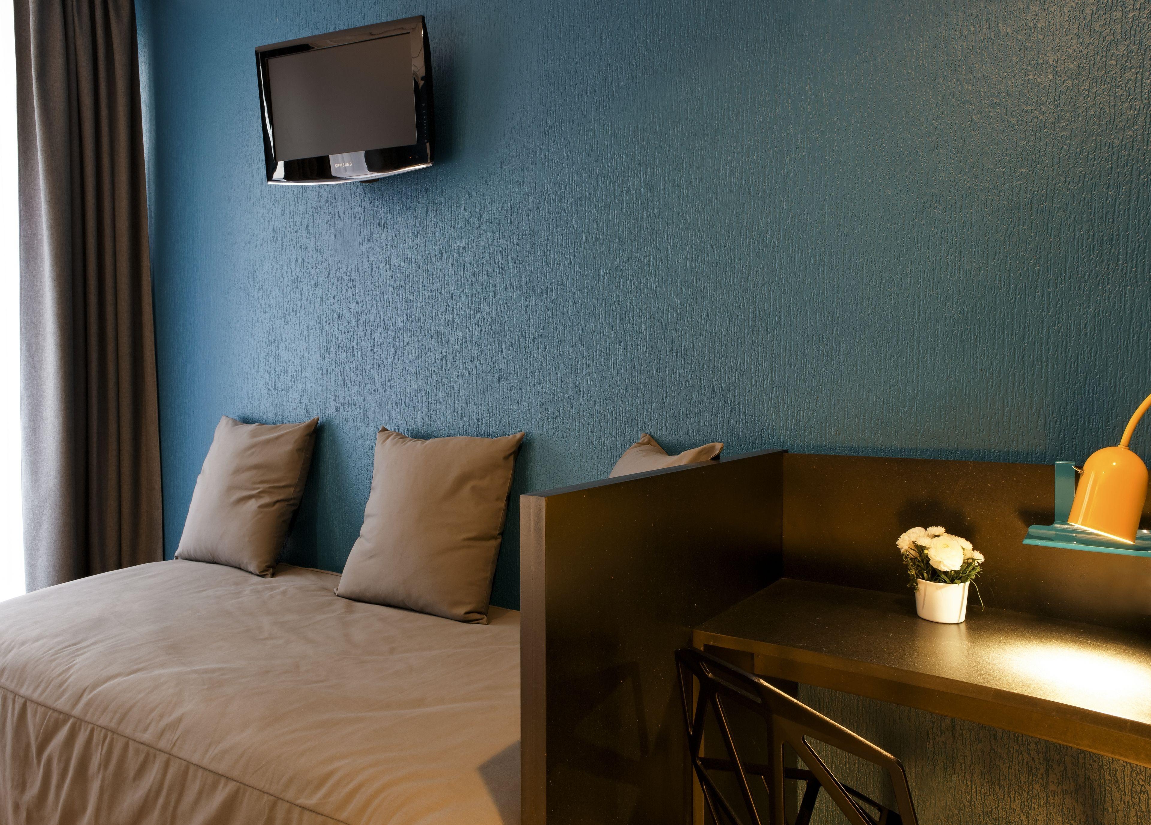 Daval Hotel